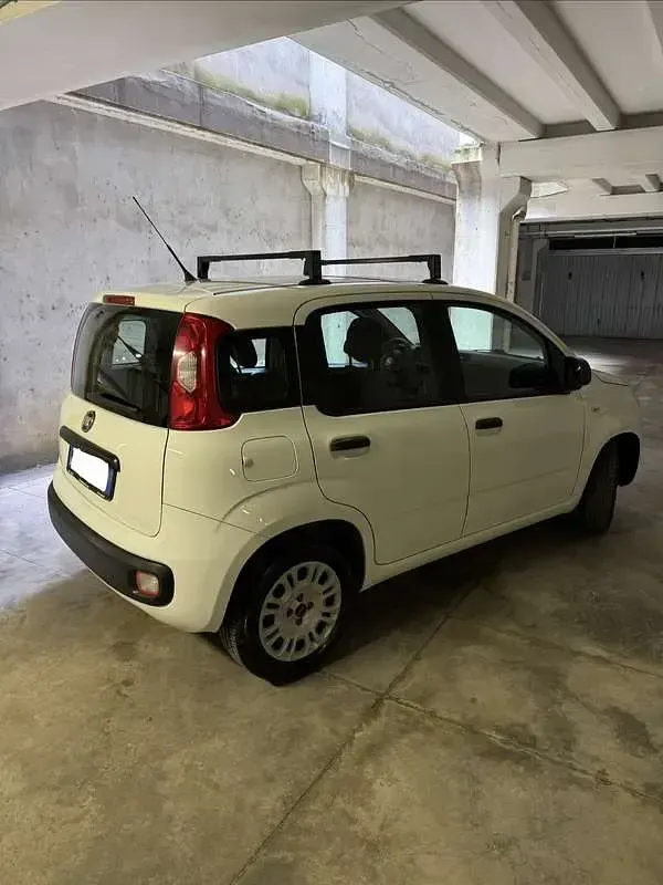 Usata Fiat Panda Lounge 69 CV (50 kW) 2019 Bianco Utilitaria