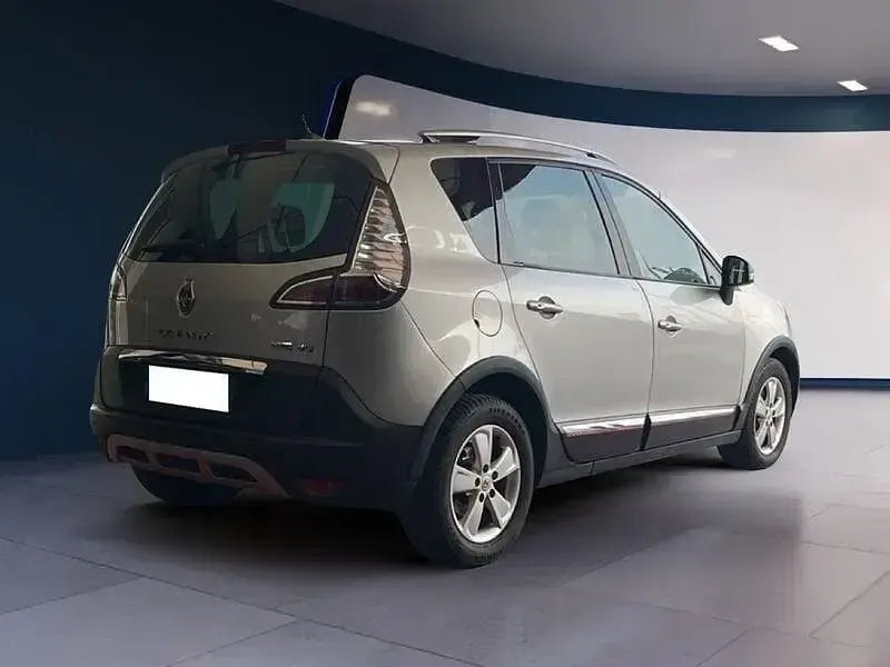 Usata Renault Scénic 110 CV (80 kW) 2014 Grigio Monovolume