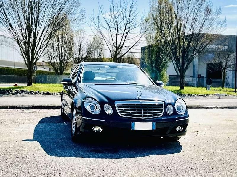 Usata Mercedes E200 Elegance 184 CV (135 kW) 2007 Berlina