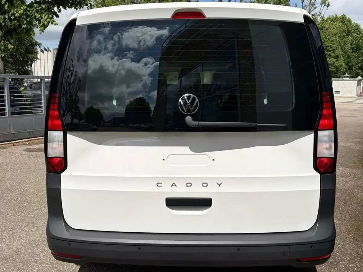 Nuova VW Caddy Maxi 102 CV (75 kW) 2026 Bianco candy Monovolume