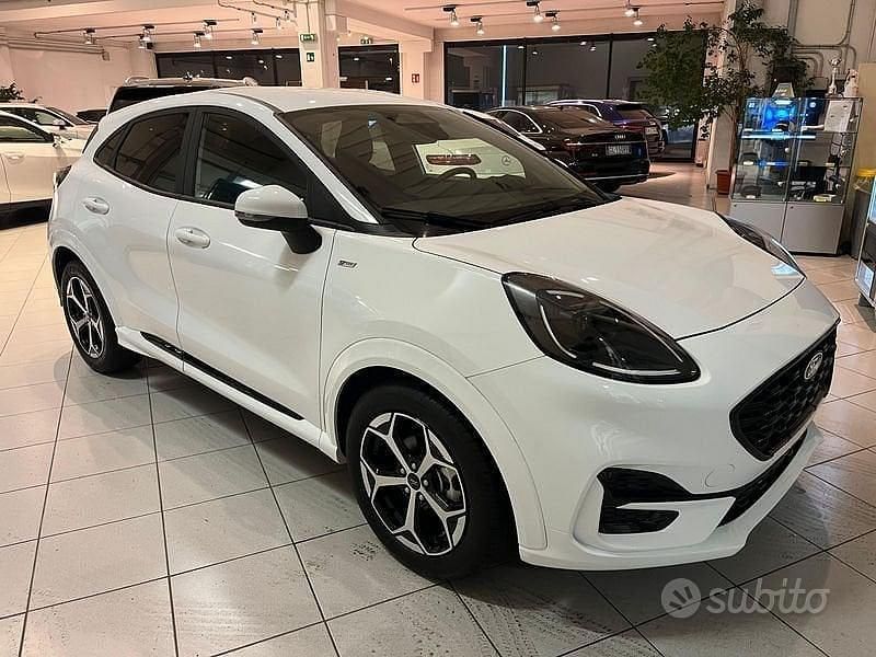 Bianco Nuova 2025 Ford Puma ST-Line SUV | 22.900 € (Buon prezzo) - Immagine 1/4