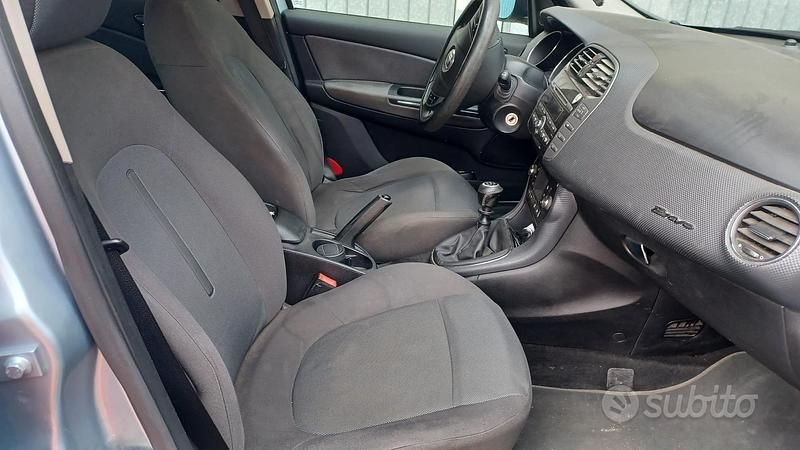 Usata Fiat Bravo 105 CV (77 kW) 2008 Grigio Utilitaria