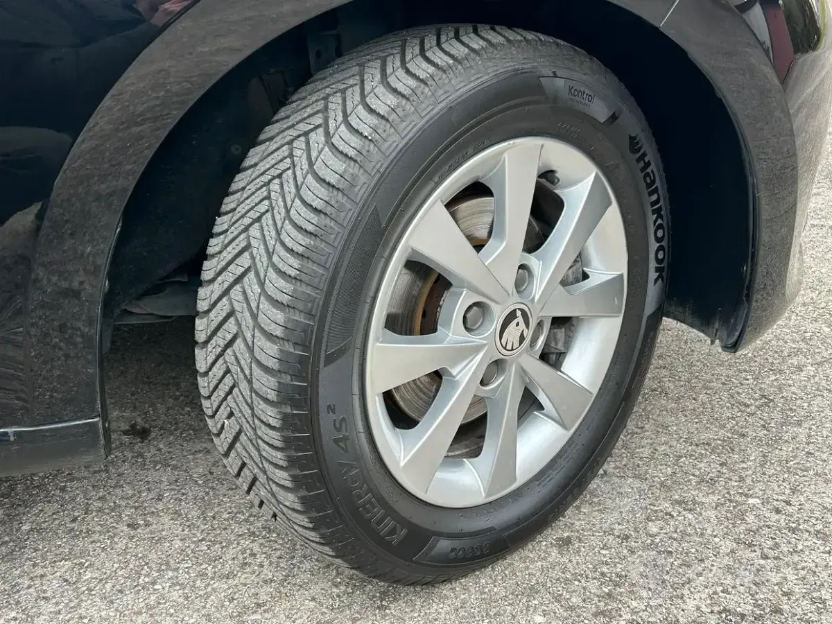 Usata Skoda Citigo G-TEC Ambition 68 CV (50 kW) 2018 Nero Utilitaria