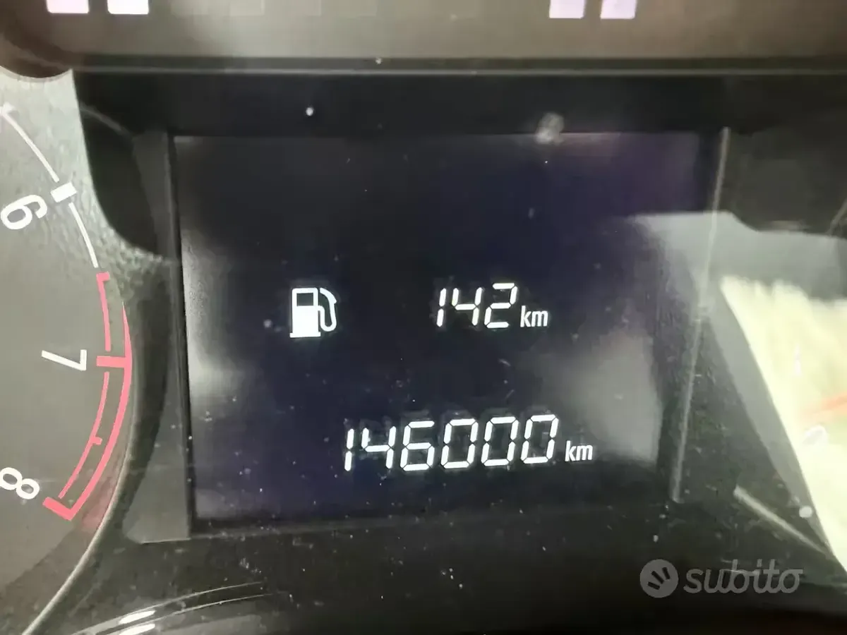 Usata Opel Karl 75 CV (55 kW) 2016 Bianco Utilitaria