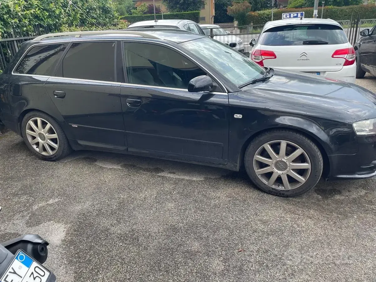 Usata Audi A4 170 CV (125 kW) 2006 Nero Station wagon