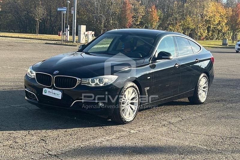 Nero Usata 2013 BMW 318 Gran Turismo Luxury Line Tre volumi | 13.500 € (Buon prezzo) - Immagine 1/4