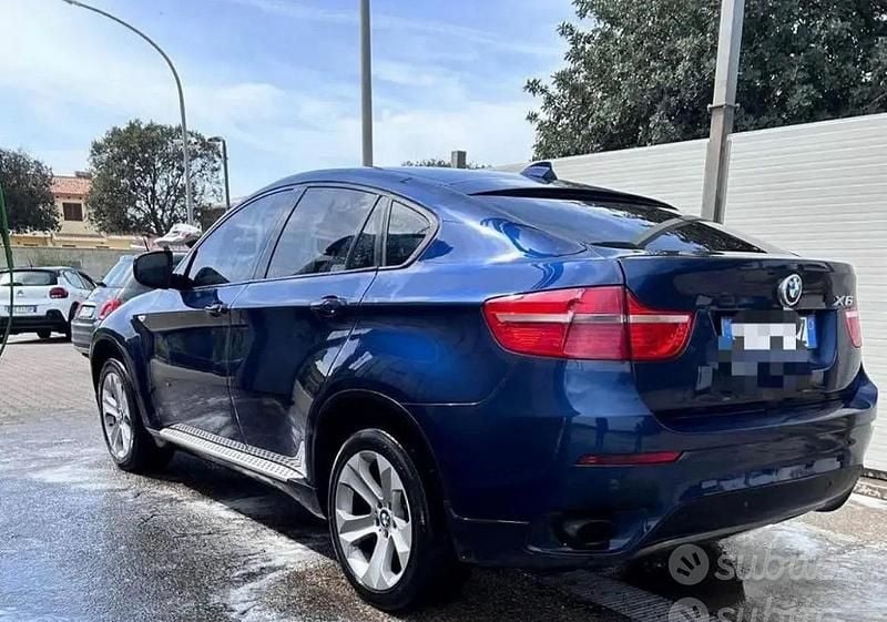 Usata BMW X6 Efficient Dynamics 245 CV (180 kW) 2011 Blu SUV