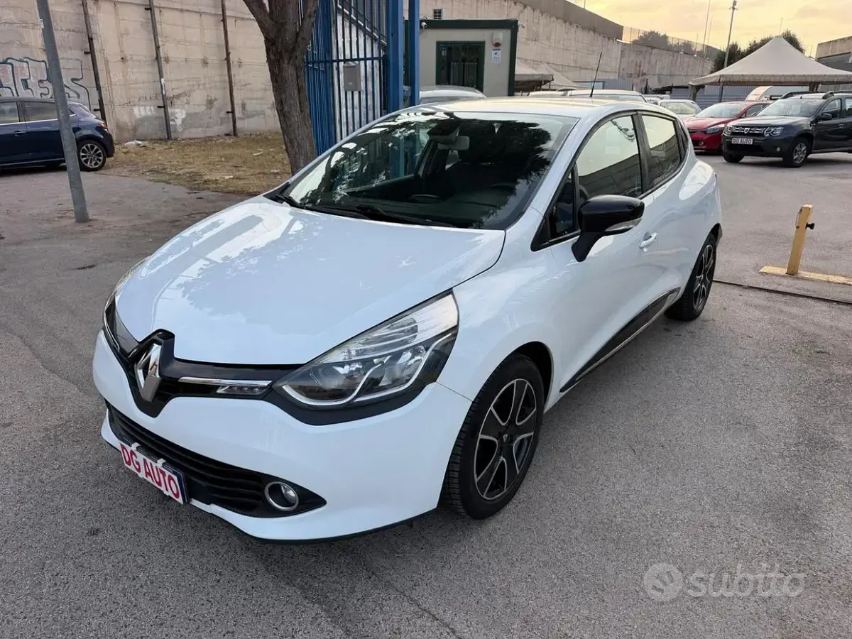 Usata Renault Clio IV 90 CV (66 kW) 2013 Bianco Berlina