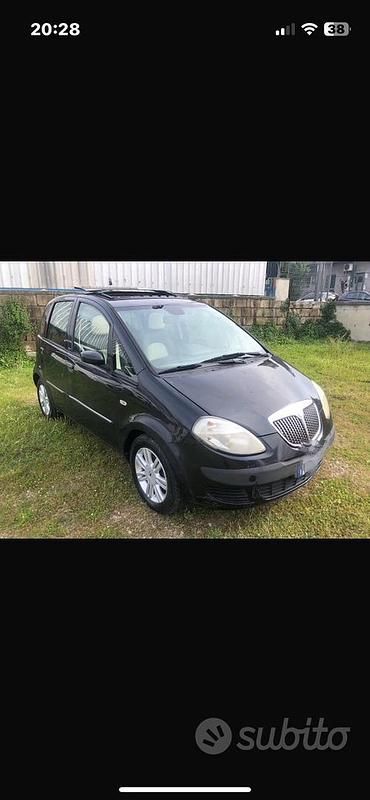 Nero Usata 2005 Lancia Musa Monovolume | 1399 € (Super prezzo) - Immagine 1/1