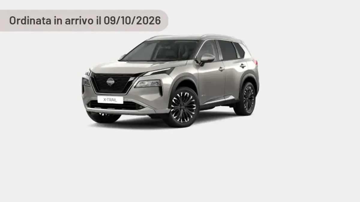 Begagnad Nissan X-Trail Tekna 163 HK (119 kW) 2024 Silver SUV