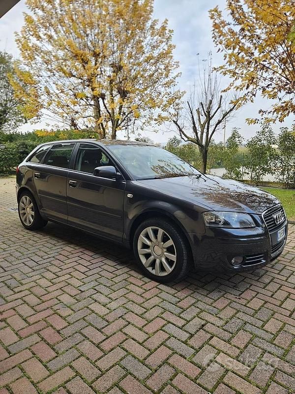 Usata Audi A3 Sportback Attraction 105 CV (77 kW) 2005 Utilitaria