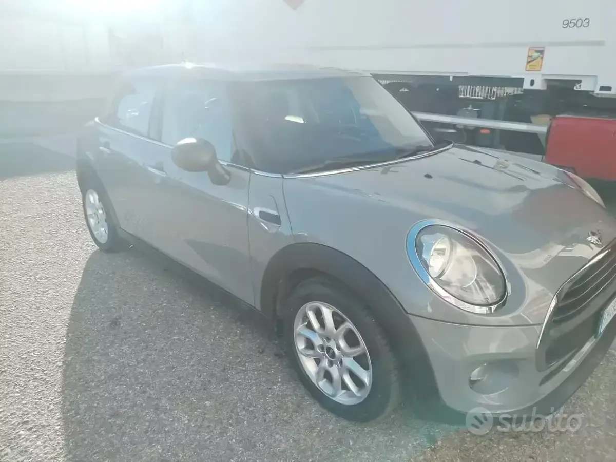 Begagnad Mini One D 2017 Halvkombi