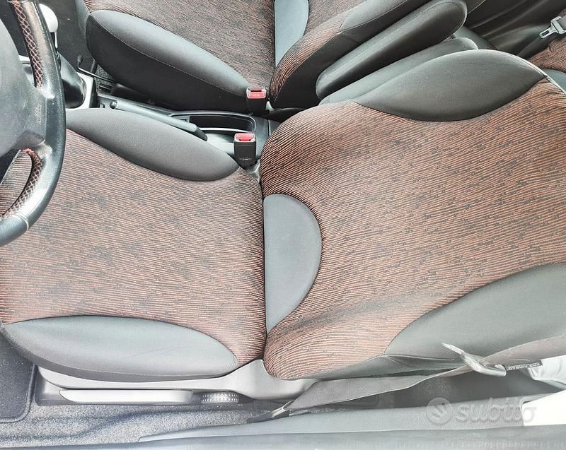 Usata Nissan Note 86 CV (63 kW) 2010 Utilitaria