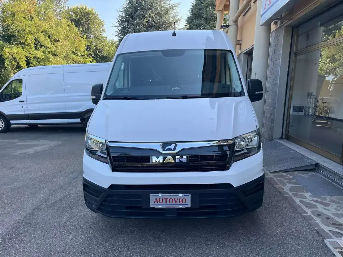 Usata MAN TGE 140 CV (102 kW) 2022 Bianco Furgone