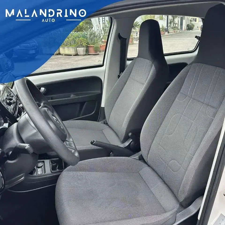 Usata VW up! Move 68 CV (50 kW) 2016 Bianco Utilitaria