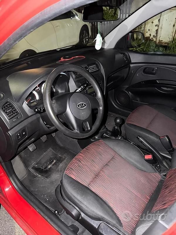 Usata Kia Picanto 2010 Rosso Utilitaria