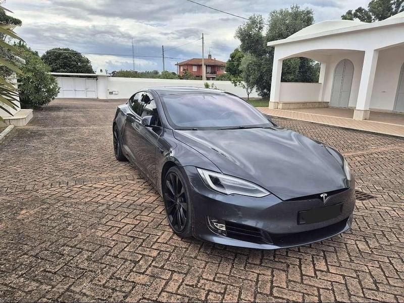 Usata 2019 Tesla Model S Performance Utilitaria | 44.900 € - Immagine 1/4