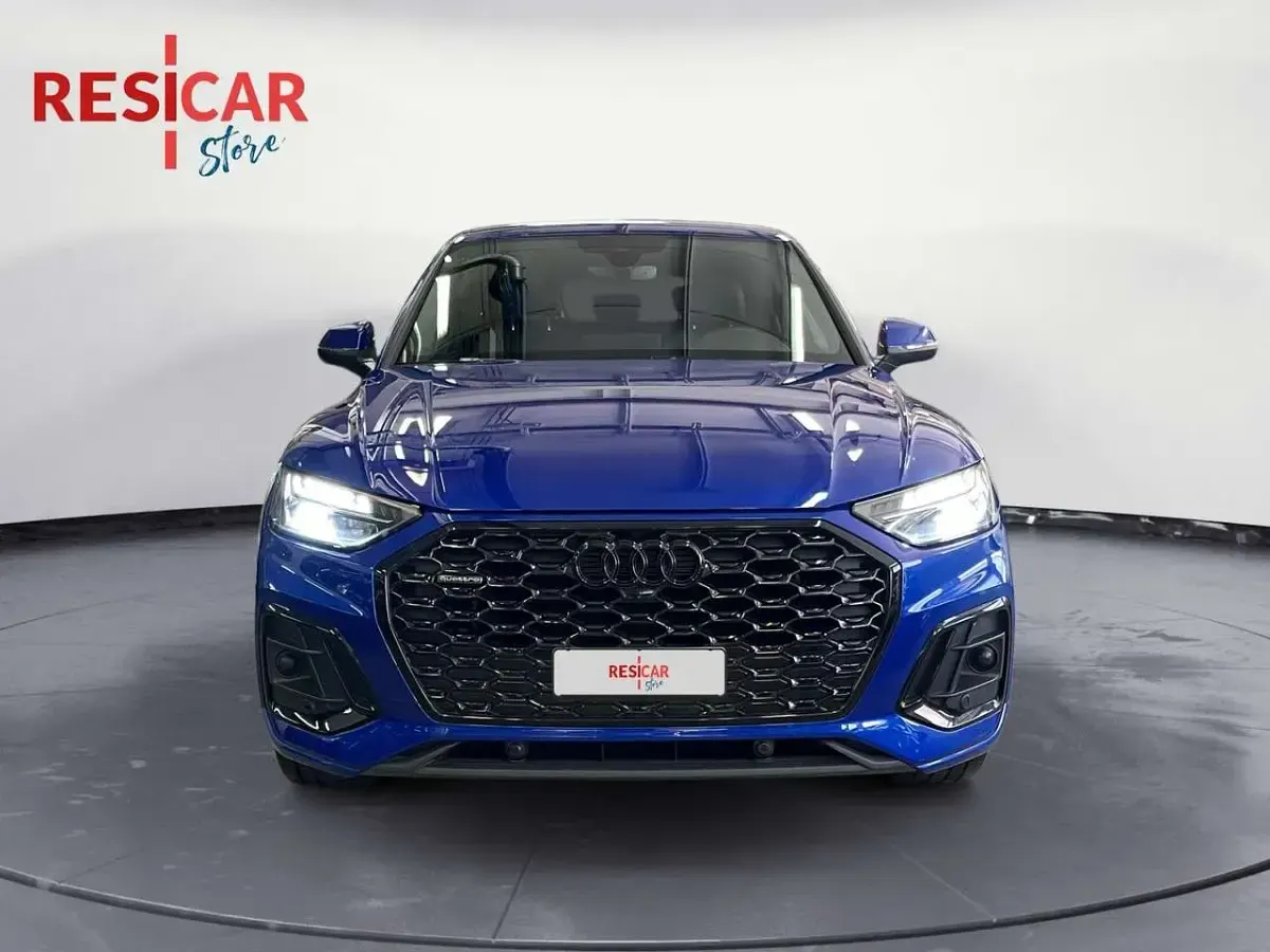 Usata Audi Q5 Sportback Ambiente 204 CV (150 kW) 2023 Blu race SUV