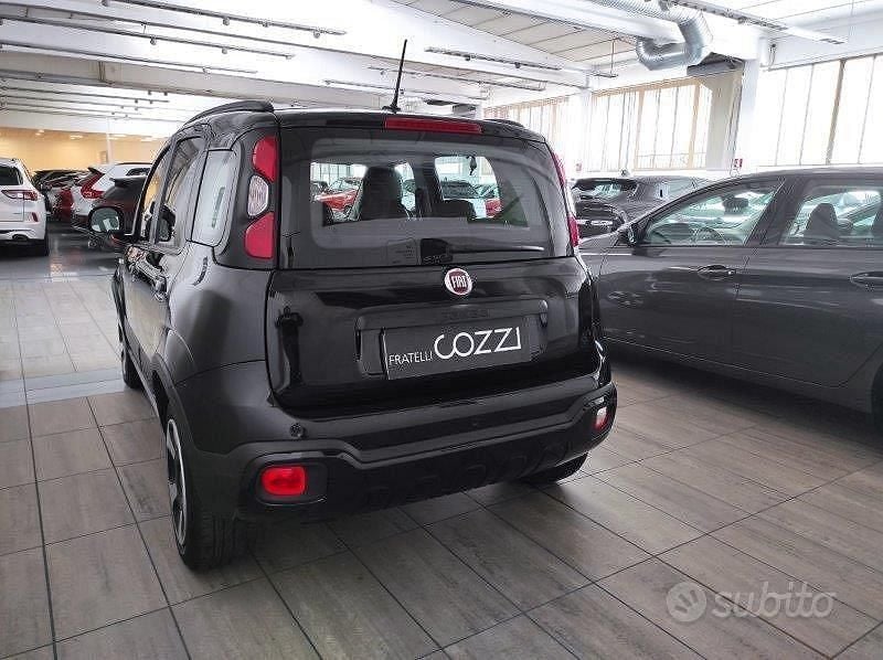 Usata Fiat Panda Cross Cross 69 CV (50 kW) 2019 Nero Utilitaria