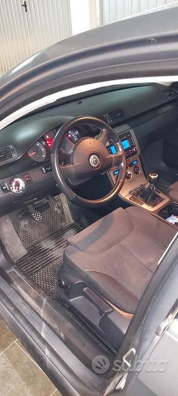 Usata VW Passat 2006 Grigio Berlina