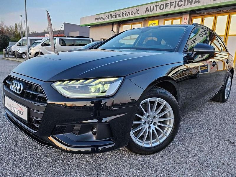 Usata Audi A4 Business 163 CV (119 kW) 2021 Nero Station wagon