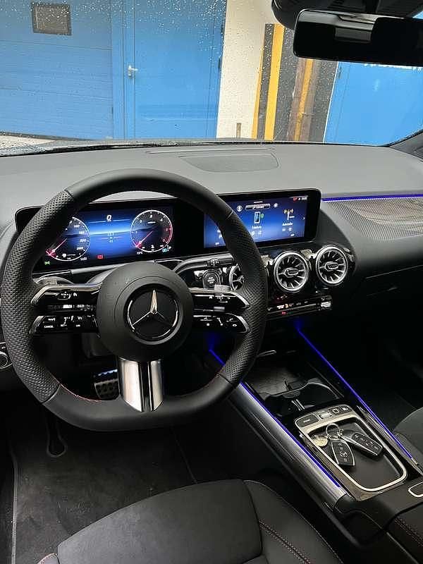 Nuova Mercedes GLA180 Business 116 CV (85 kW) 2025 SUV