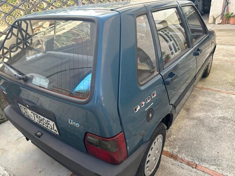 Usato 1993 Fiat Uno 1.0 Benzin 45 CV (3.000 €)