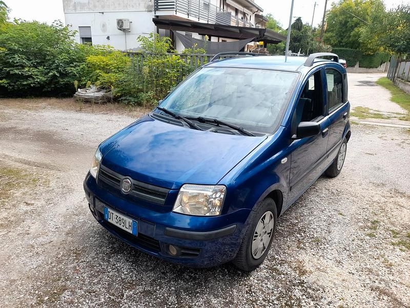 Blu Usata 2009 Fiat Panda Due volumi | 2850 € - Immagine 1/4