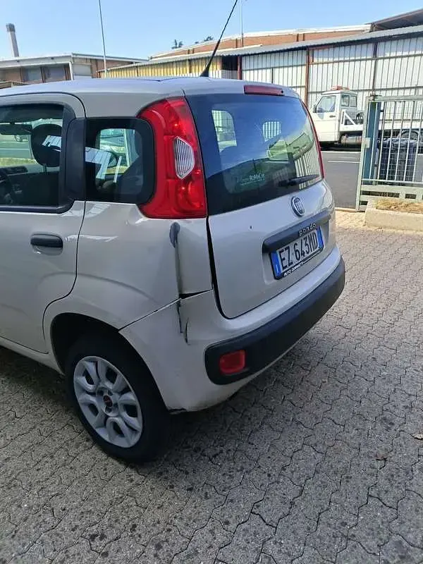 Usata Fiat Panda Lounge 80 CV (58 kW) 2015 Utilitaria