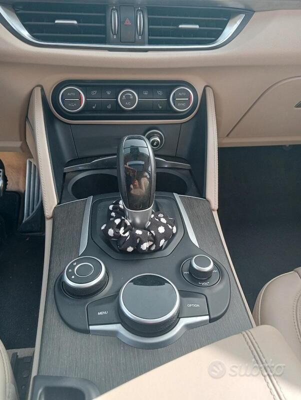 Usata Alfa Romeo Stelvio 280 CV (205 kW) 2018 Blu SUV