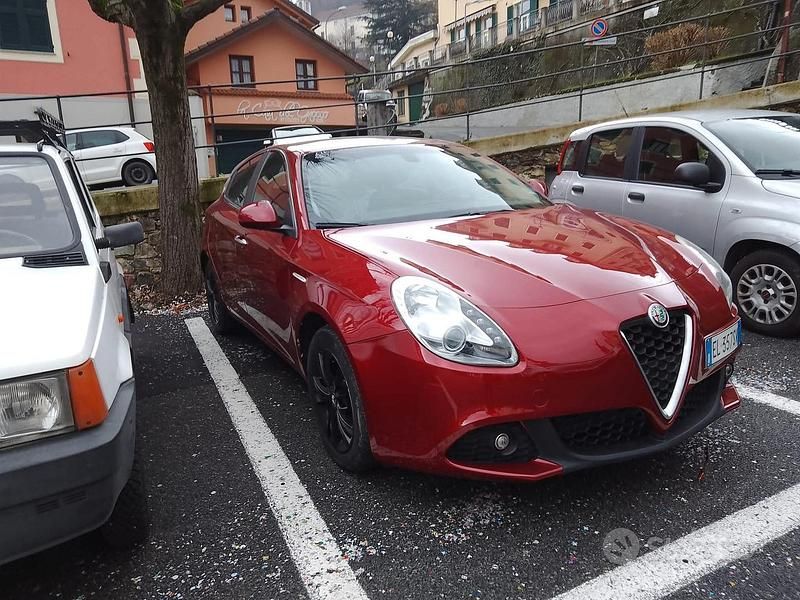 Usata Alfa Romeo Giulietta 105 CV (77 kW) 2012 Utilitaria