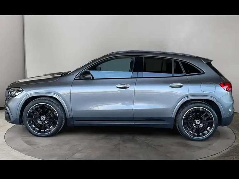 Usata Mercedes GLA200 Premium Plus 150 CV (110 kW) 2025 Montagna SUV