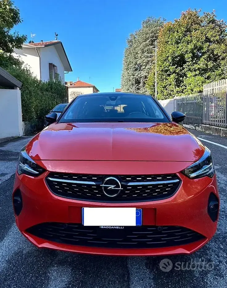 Usata Opel Corsa 56 kW (77 CV) 2023 Rosso Utilitaria