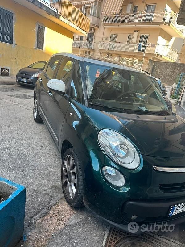 Verde Usata 2012 Fiat 500L Monovolume | 5000 € (Buon prezzo) - Immagine 1/4