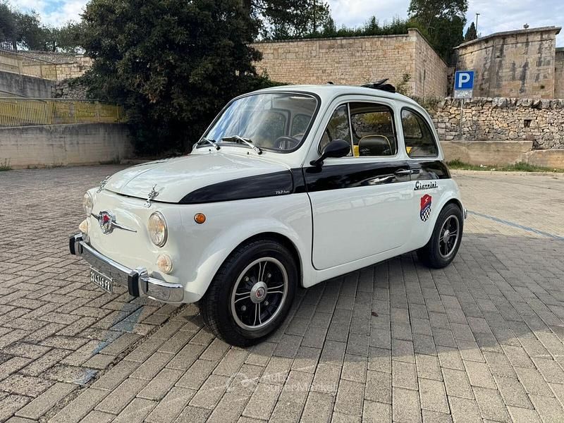 Usata Fiat 500 29 CV (21 kW) 1968 Bianco Coupé