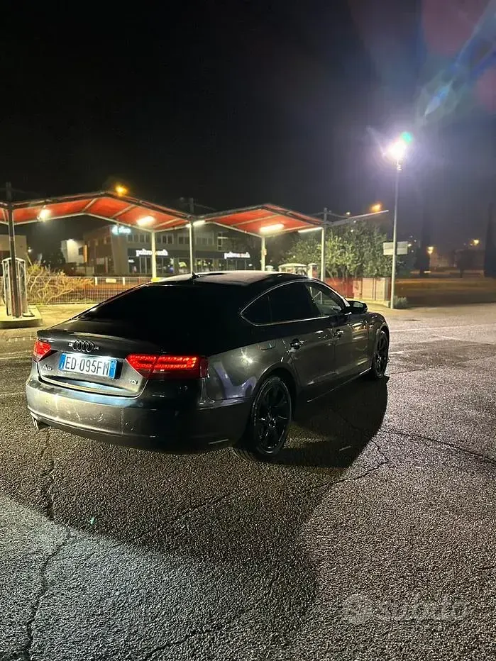 Usata Audi A5 143 CV (105 kW) 2010 Nero Coupé