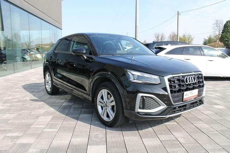 Usata Audi Q2 Advanced Plus 116 CV (85 kW) 2021 Grigio SUV