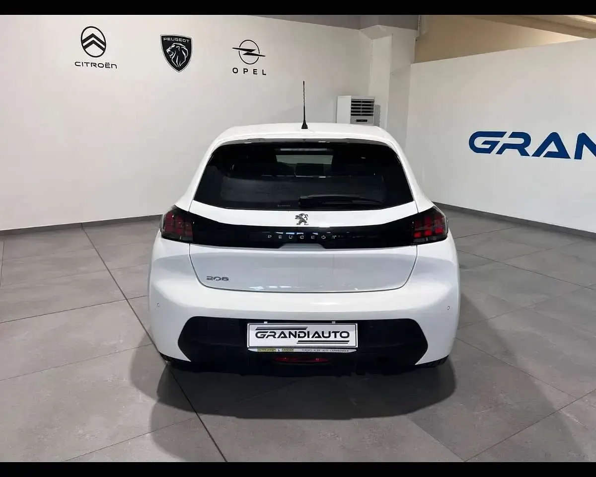 Usata Peugeot 208 Allure 75 CV (55 kW) 2022 Bianco Utilitaria