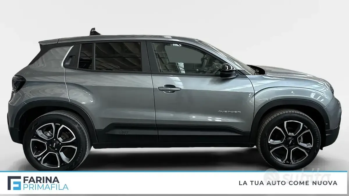 Usata Jeep Avenger Summit 101 CV (74 kW) 2025 Grigio scuro SUV