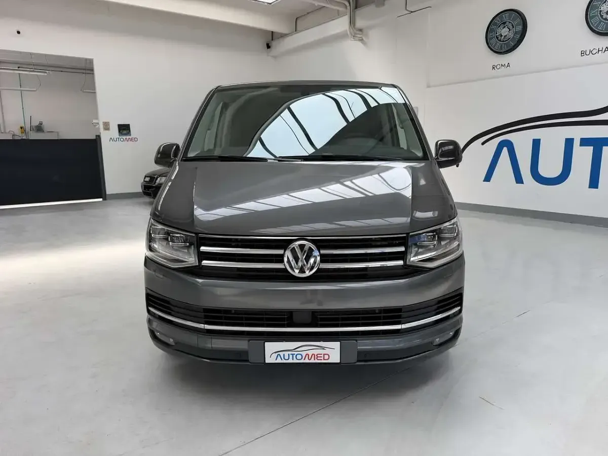 Usata VW Multivan 204 CV (150 kW) 2017 Grigio Monovolume