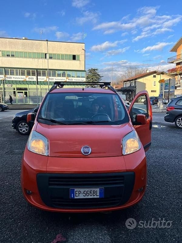 Usata Fiat Qubo Dynamic 95 CV (69 kW) 2012 Arancione Monovolume