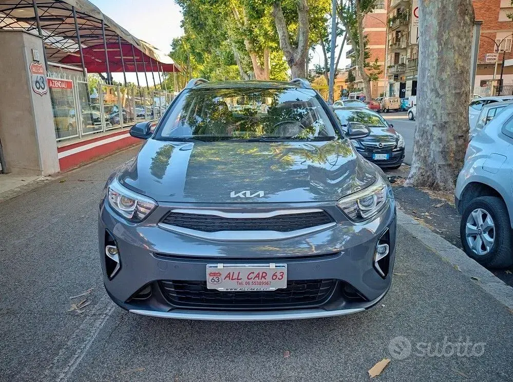 Usata Kia Stonic 82 CV (60 kW) 2023 Grigio SUV
