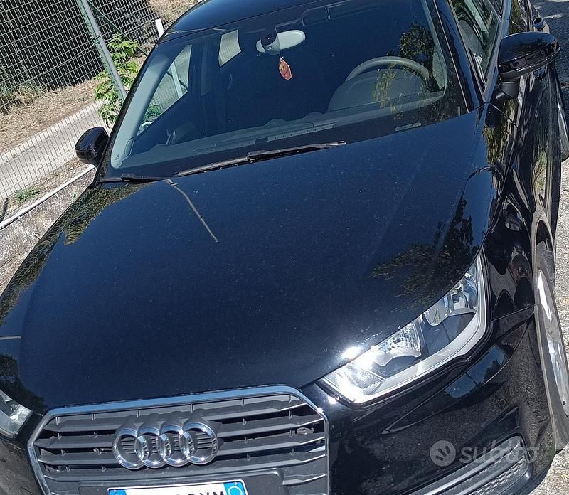 Usata Audi A1 Sportback Ambiente 90 CV (66 kW) 2017 Nero Utilitaria
