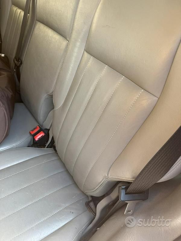 Usata Jeep Cherokee 163 CV (119 kW) 2005 Blu SUV