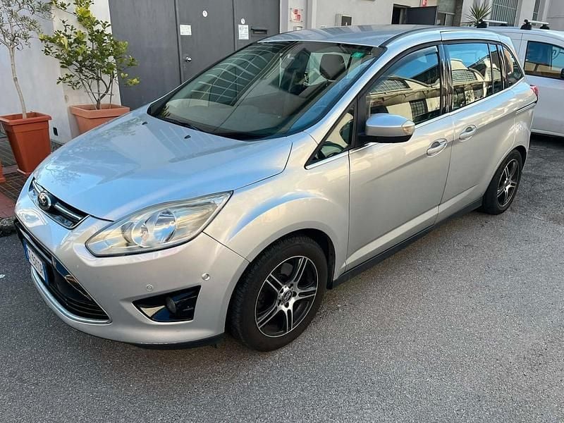 Usata Ford C-MAX Titanium 115 CV (84 kW) 2012 Argento Monovolume