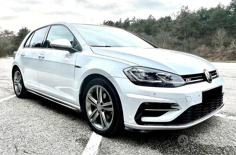 Usata VW Golf VII R-line 150 CV (110 kW) 2018 Bianco Berlina