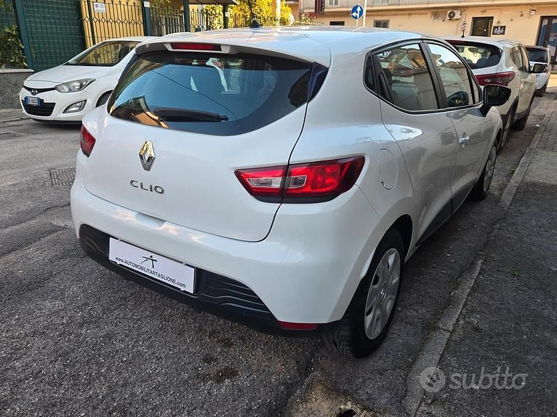 Usata Renault Clio IV 75 CV (55 kW) 2015 Bianco Berlina