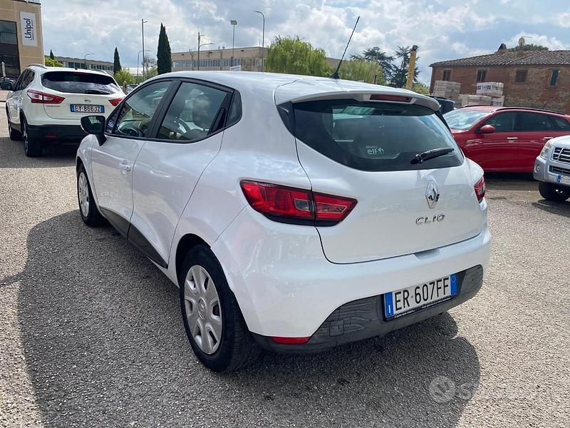 Usata Renault Clio IV 75 CV (55 kW) 2013 Bianco Berlina