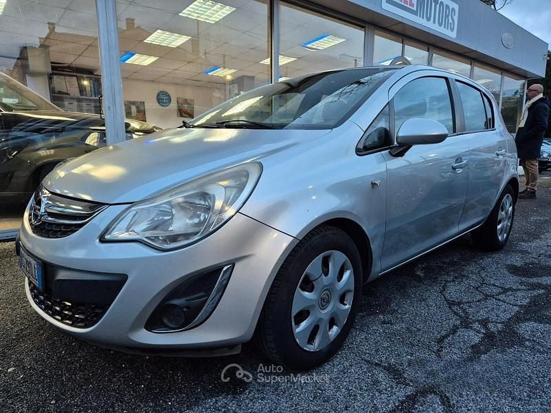 Usata Opel Corsa Sport 75 CV (55 kW) 2013 Argento Utilitaria