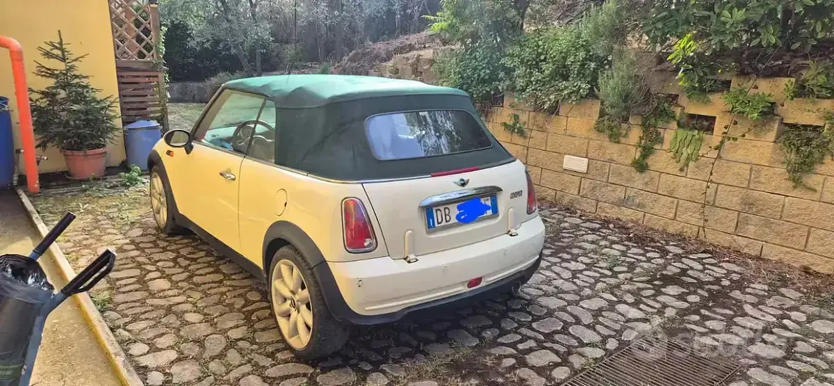 Usata Mini Cooper Cabriolet 116 CV (85 kW) 2006 Bianco Cabrio